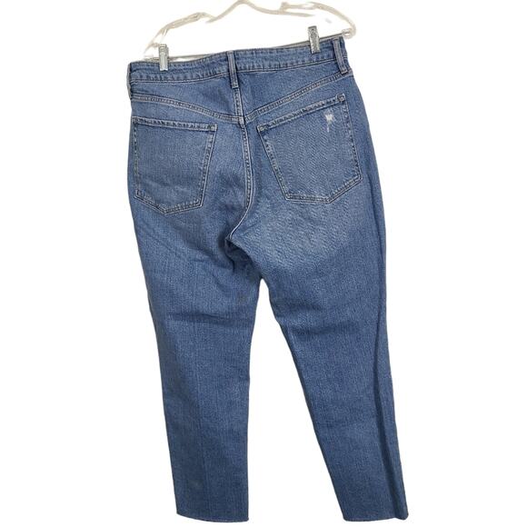 Old Navy High Rise O.G. Straight Secret Smooth Pockets Distressed Jeans Size 14 - Picture 3 of 15